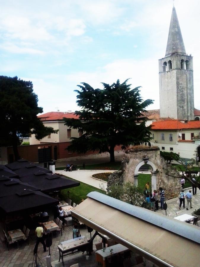 Hostel Alma 2 Porec Exterior photo